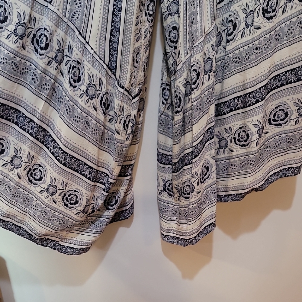 American Eagle Blue White Floral Jumpsuit Ruffle Bodice Strapless Girlhood-Core - Picture 10 of 16